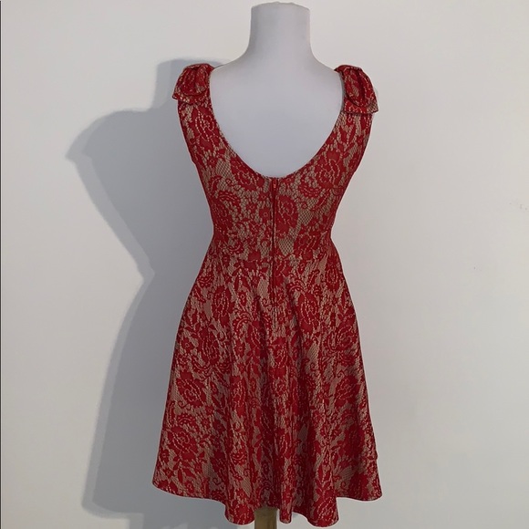 💕SOLD💕 Red and Nude Dress - Picture 3 of 3